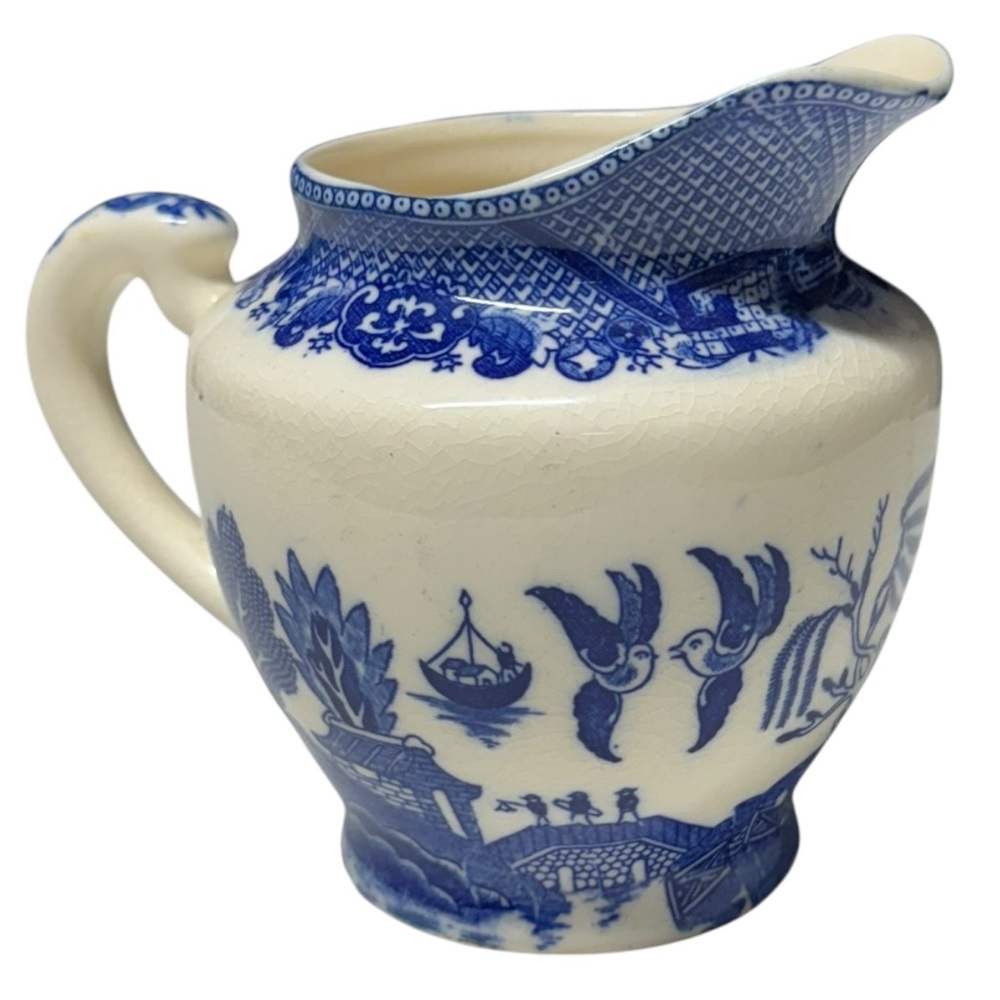 Blue Willow Blue and White Ceramic Creamer or Milk‎ Pitcher